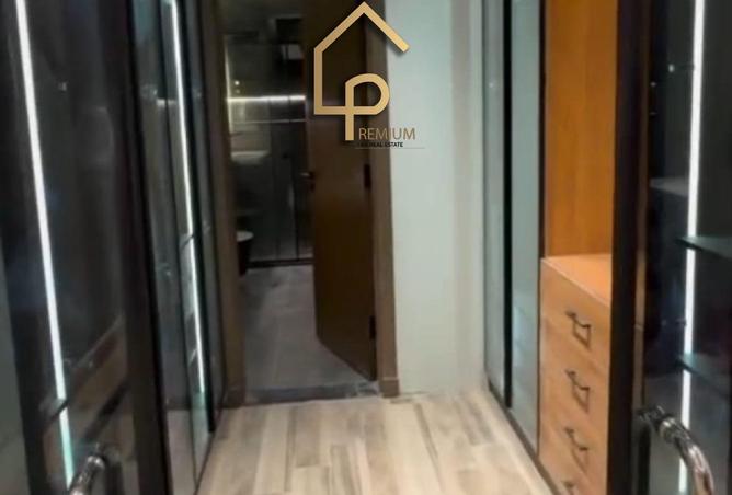 82610957 - Property Image 2