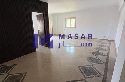 شقة - 4 غرف نوم - 2 حمامات للايجار في شارع دكتور احمد عكاشة - البنفسج 6 - البنفسج - مدينة القاهرة الجديدة - القاهرة