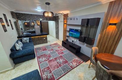 Apartment - 2 Bedrooms - 1 Bathroom for rent in 16th District - Sheikh Zayed City - Giza Apartment - 2 Bedrooms - 1 Bathroom for rent in 16th District - Sheikh Zayed City - Giza