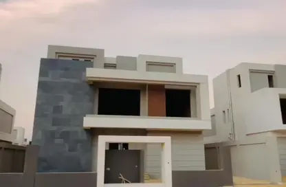 Villa - 5 Bedrooms - 5 Bathrooms for sale in El Patio Town - 5th Settlement Compounds - The 5th Settlement - New Cairo City - Cairo