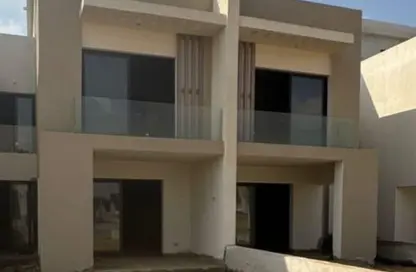 Townhouse - 3 Bedrooms - 4 Bathrooms for sale in Garden Residence - Hyde Park - New Cairo City - Cairo