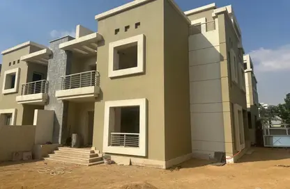 Townhouse - 3 Bedrooms - 4 Bathrooms for sale in Cairo Festival City - North Investors Area - New Cairo City - Cairo