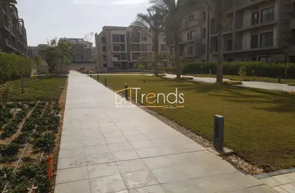 Apartment - 3 Bedrooms - 3 Bathrooms for sale in Moon Residences - Fifth Square - The 5th Settlement - New Cairo City - Cairo