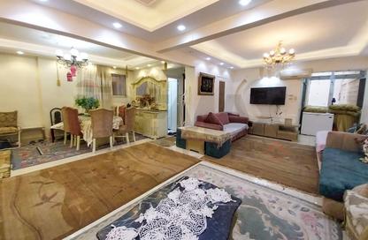 Apartment - 2 - 2 for sale in Mohamed Safwat St. - Kafr Abdo - Roushdy - Hay Sharq - Alexandria