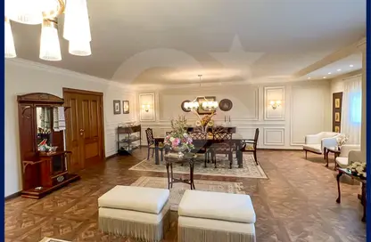 شقة - 3 غرف نوم - 2 حمامات للبيع في شارع عبد الحميد العبادي - رشدي - حي شرق - الاسكندرية