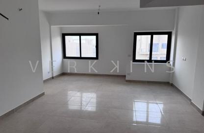 (بنتهاوس  (روف - 3 غرف نوم - 3 حمامات للبيع في مون ريزيدنس - فيفث سكوير - التجمع الخامس - مدينة القاهرة الجديدة - القاهرة