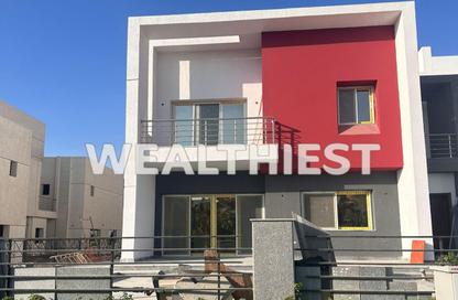 Villa - 4 Bedrooms - 3 Bathrooms for sale in Privado - Madinaty - Cairo