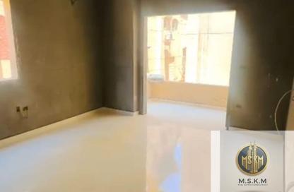 Apartment - 3 Bedrooms - 1 Bathroom for sale in Al Gezira St. - South Investors Area - New Cairo City - Cairo