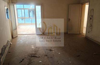 Apartment - 3 Bedrooms - 2 Bathrooms for sale in Al Tahrir St. - Dokki - Giza