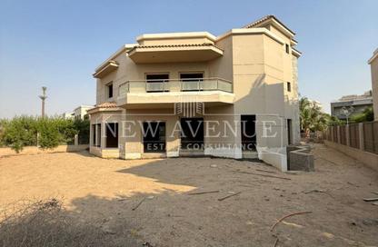 Villa - 5 - 4 for sale in Central Park - Ext North Inves Area - New Cairo City - Cairo