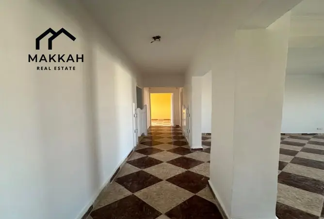 119850622 - Property Image 3