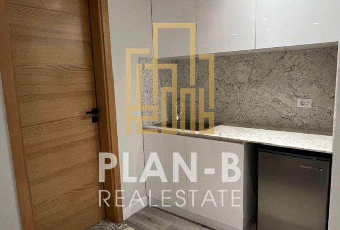 8654000 - Property Image 2