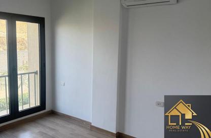شقة - 3 غرف نوم - 3 حمامات للايجار في مون ريزيدنس - فيفث سكوير - التجمع الخامس - مدينة القاهرة الجديدة - القاهرة