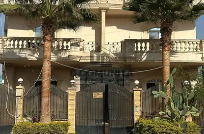 Apartment - 3 Bedrooms - 2 Bathrooms for sale in Street 70 - District 1 - The 5th Settlement - New Cairo City - Cairo