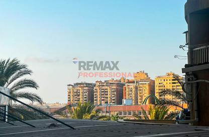 شقة - 3 غرف نوم - 2 حمامات للبيع في جرين تاورز - سموحة - حي شرق - الاسكندرية