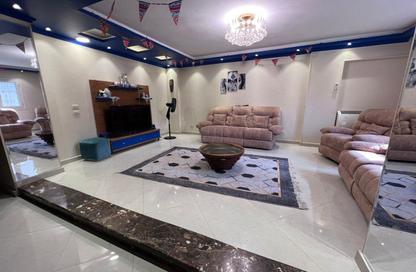 Apartment - 3 Bedrooms - 2 Bathrooms for rent in El Manial - Hay El Manial - Cairo
