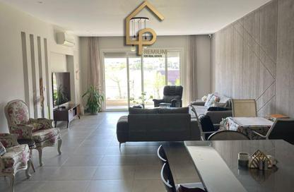 دوبلكس - 3 غرف نوم - 5 حمامات للايجار في ذا كراون - طريق مصر اسكندرية الصحراوي - مدينة 6 أكتوبر - الجيزة