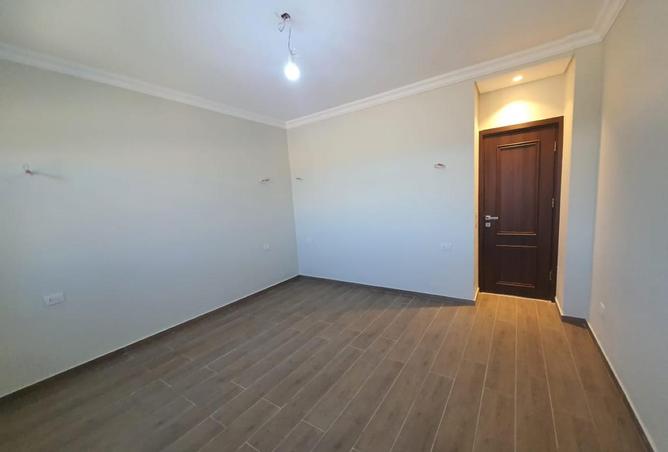 77602711 - Property Image 2