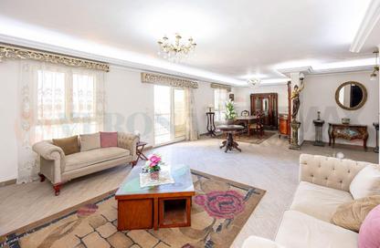 Duplex - 5 Bedrooms - 3 Bathrooms for sale in Ahmed Allam St. - Sporting - Hay Sharq - Alexandria