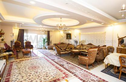 Apartment - 4 Bedrooms - 4 Bathrooms for sale in El Gaish Road - Sidi Beshr - Hay Awal El Montazah - Alexandria
