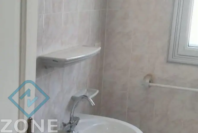 109642399 - Property Image 3
