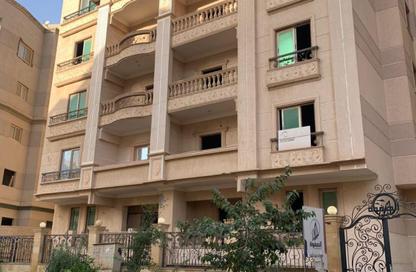 Apartment - 3 Bedrooms - 2 Bathrooms for sale in South Lotus - El Lotus - New Cairo City - Cairo