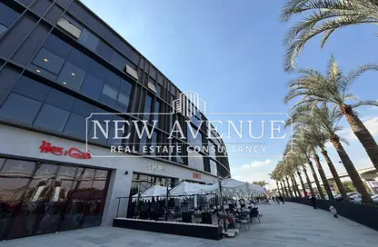 Office Space - 3 Bedrooms - 1 Bathroom for rent in Lake View Residence - 5th Settlement Compounds - The 5th Settlement - New Cairo City - Cairo