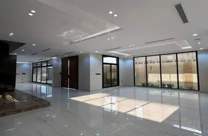 Villa - 5 Bedrooms - 5 Bathrooms for sale in Lake West - Sheikh Zayed Compounds - Sheikh Zayed City - Giza