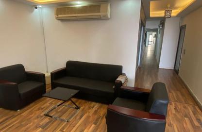 Office Space - Studio - 3 Bathrooms for rent in Cornish El Nile St. - Maadi - Hay El Maadi - Cairo