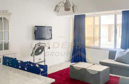 Apartment - 2 Bedrooms - 1 Bathroom for sale in Al Geish Road - Camp Chezar - Hay Wasat - Alexandria