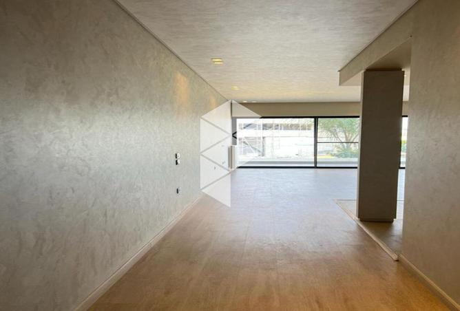 8690008 - Property Main Image