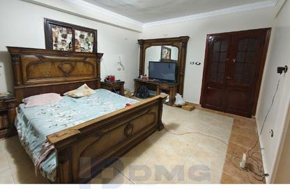 Apartment - 2 Bedrooms - 2 Bathrooms for sale in Al Mostakbal - 12th District - Sheikh Zayed City - Giza