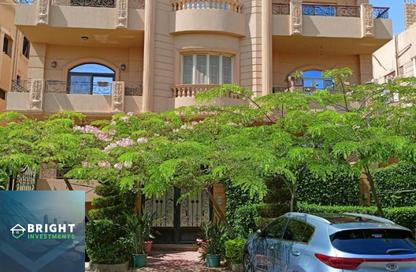 Apartment - 4 Bedrooms - 2 Bathrooms for sale in Al Narges 2 - Al Narges - New Cairo City - Cairo