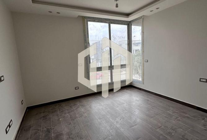 57489976 - Property Main Image