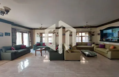 شقة - 3 غرف نوم - 3 حمامات للايجار في حي الدبلوماسيين - التجمع الخامس - مدينة القاهرة الجديدة - القاهرة