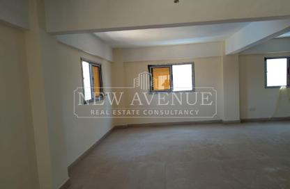 Factory - Studio - 3 for rent in The Industrial Zone - 5th Settlement Compounds - The 5th Settlement - New Cairo City - Cairo