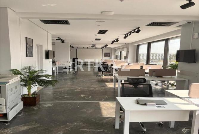104878179 - Property Image 3