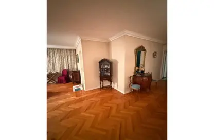 Apartment - 3 Bedrooms - 2 Bathrooms for sale in Ahmed Nour Al Din St. - 6th Zone - Nasr City - Cairo