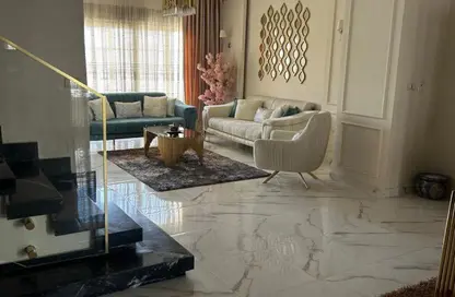 Villa - 4 Bedrooms - 4 Bathrooms for sale in The Crown - Cairo Alexandria Desert Road - 6 October City - Giza