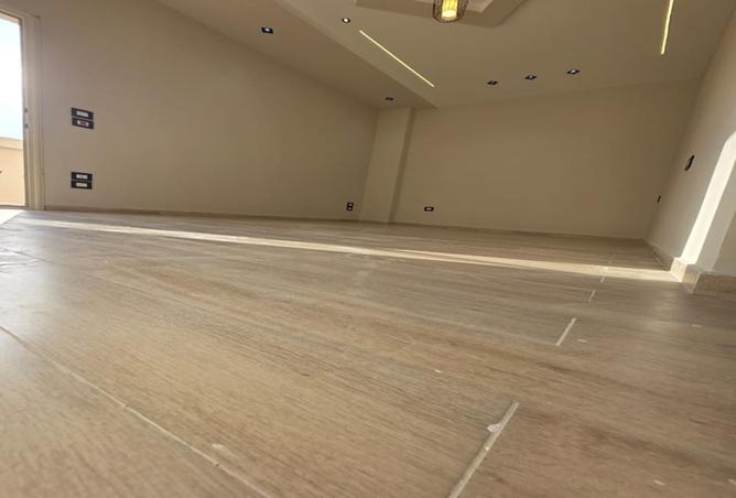 107397902 - Property Image 2