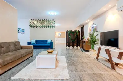 Apartment - 2 Bedrooms - 1 Bathroom for rent in The Gate Plaza Mall - 10th District - Sheikh Zayed City - Giza