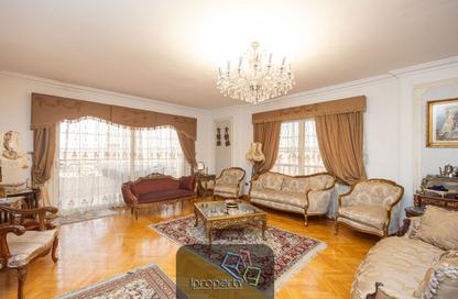 Apartment - 3 - 3 for sale in Canat Al Mahmoudia St. - Nozha - Hay Sharq - Alexandria