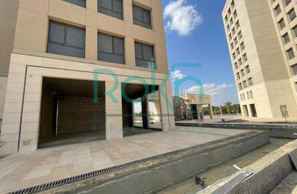 Office Space - Studio - 4 Bathrooms for rent in Arkan Plaza - 26th of July Corridor - Sheikh Zayed City - Giza