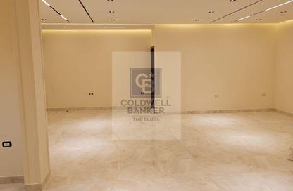 Apartment - 2 Bedrooms - 2 Bathrooms for sale in Hyde Park - New Cairo City - Cairo