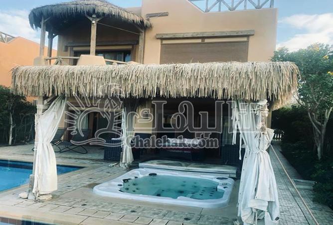 8718395 - Property Image 2