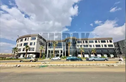 عيادة - 2 غرف نوم - 2 حمامات للبيع في ايست هيل - كمبوندات التجمع الخامس - التجمع الخامس - مدينة القاهرة الجديدة - القاهرة