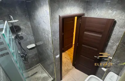 شقة - 3 غرف نوم - 2 حمامات للايجار في تاج سلطان - الطريق الدائري - القاهرة