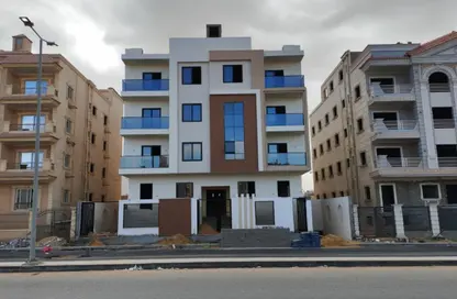 Apartment - 3 Bedrooms - 3 Bathrooms for sale in Bait Alwatan - The 5th Settlement - New Cairo City - Cairo