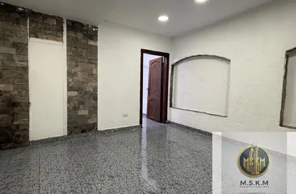 شقة - 2 غرف نوم - 1 حمام للايجار في شارع عمر خورشيد - البنفسج 10 - البنفسج - مدينة القاهرة الجديدة - القاهرة