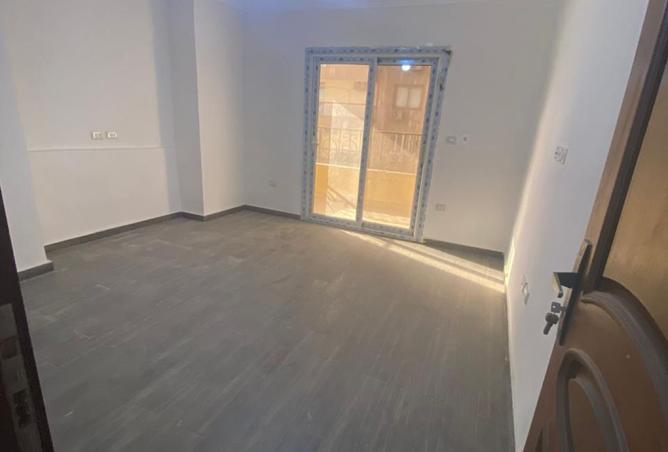 8445023 - Property Image 3